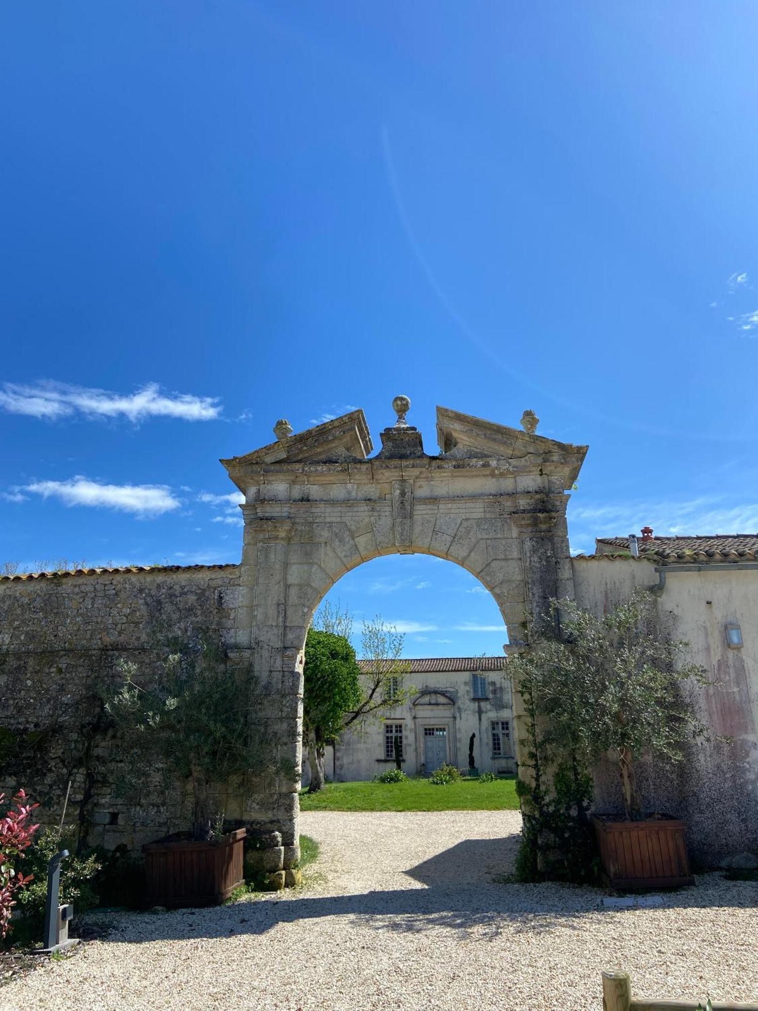 Château de Feusse Saint-Just-Luzac Exterior foto